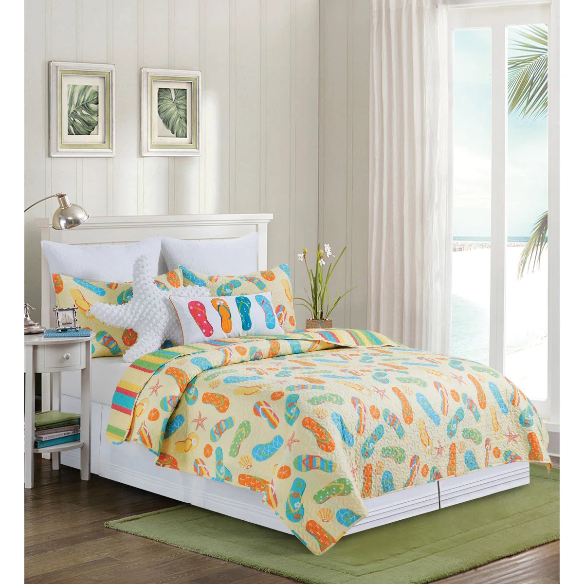 Sunny Splash Cotton Reversible Quilt Set