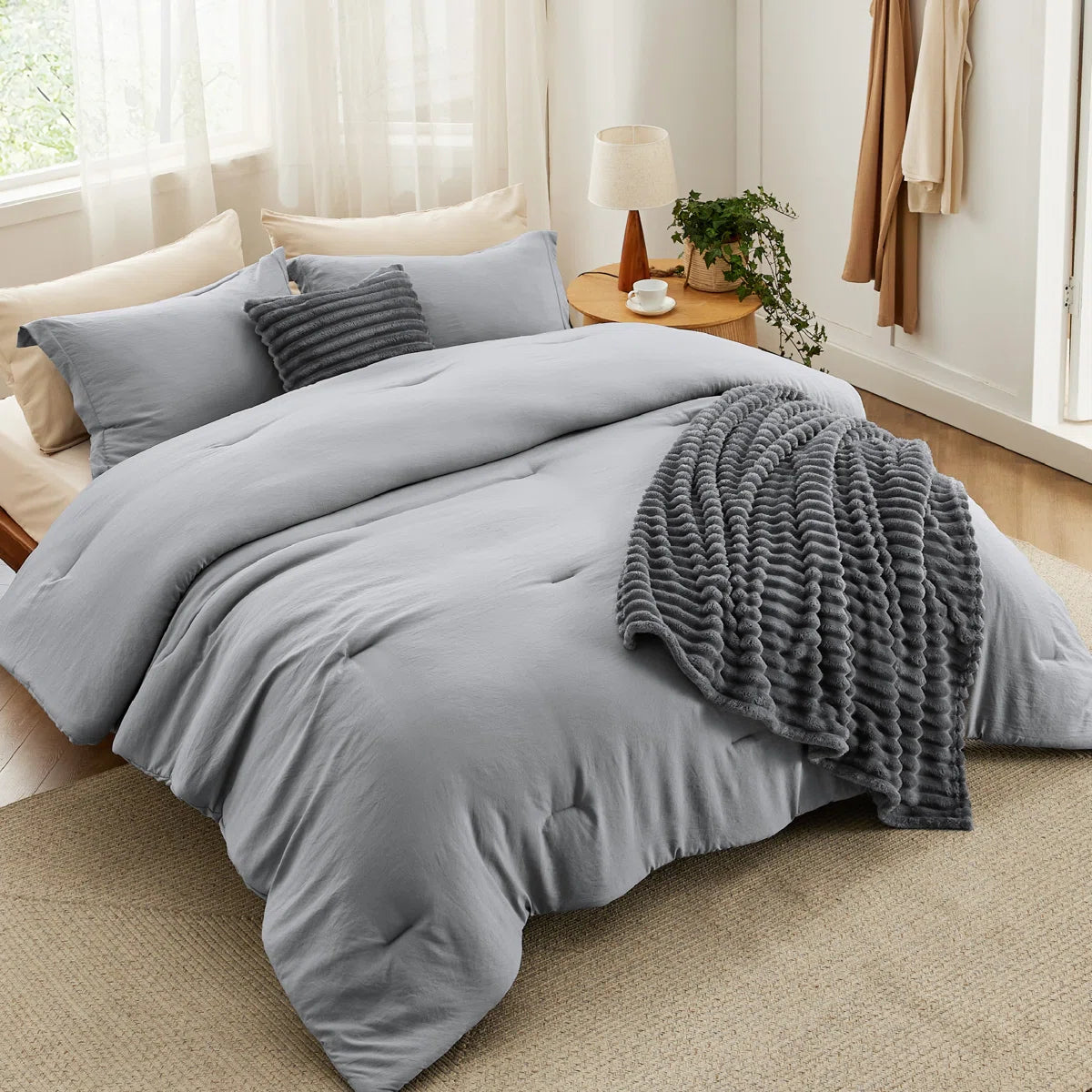 King Comforter Set 5 Pieces - Bed in a Bag with Fleece Throw Blanket and Decorative Pillow, Lightweight Bedding Comforter Sets, All Season Bedding, Dark Grey