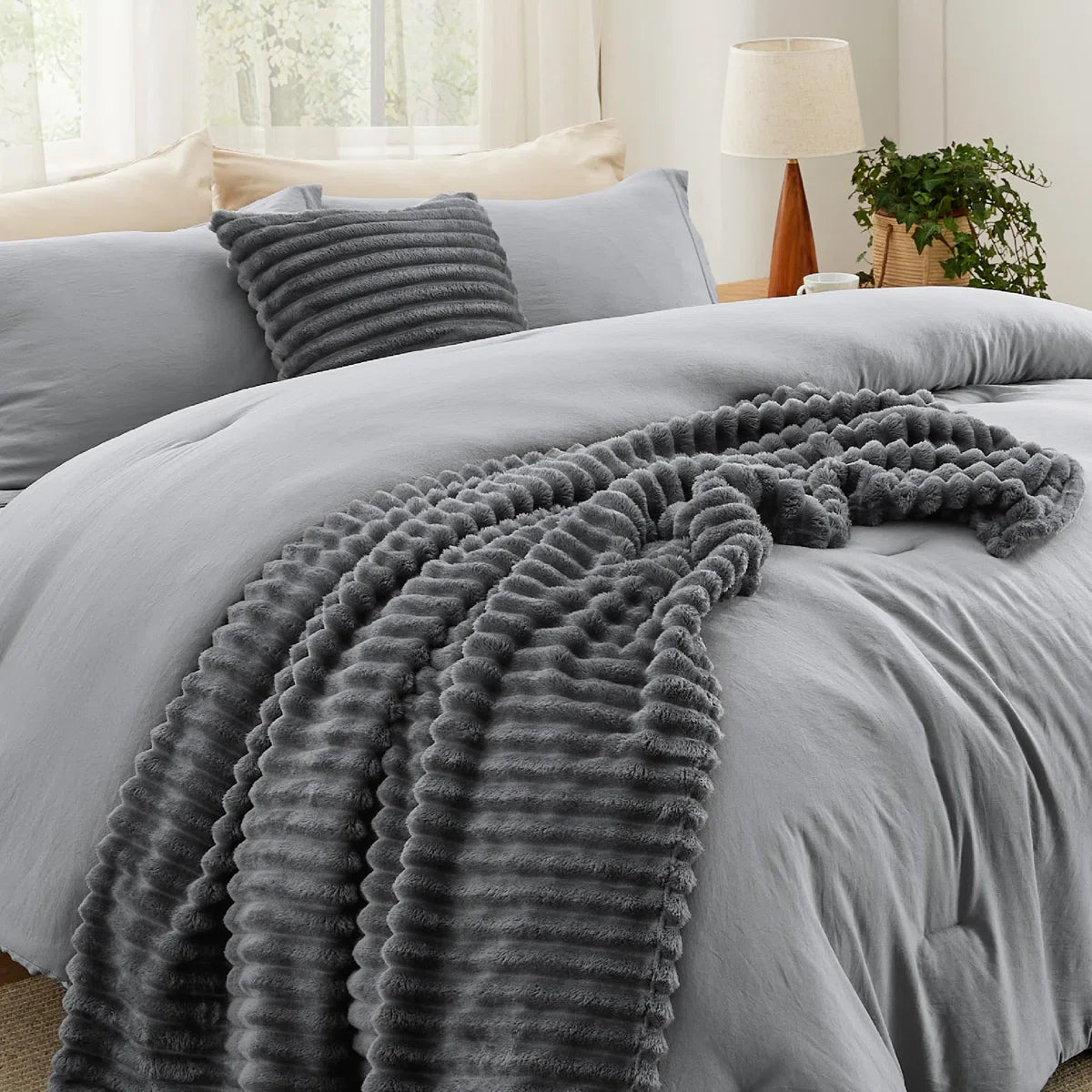 King Comforter Set 5 Pieces - Bed in a Bag with Fleece Throw Blanket and Decorative Pillow, Lightweight Bedding Comforter Sets, All Season Bedding, Dark Grey