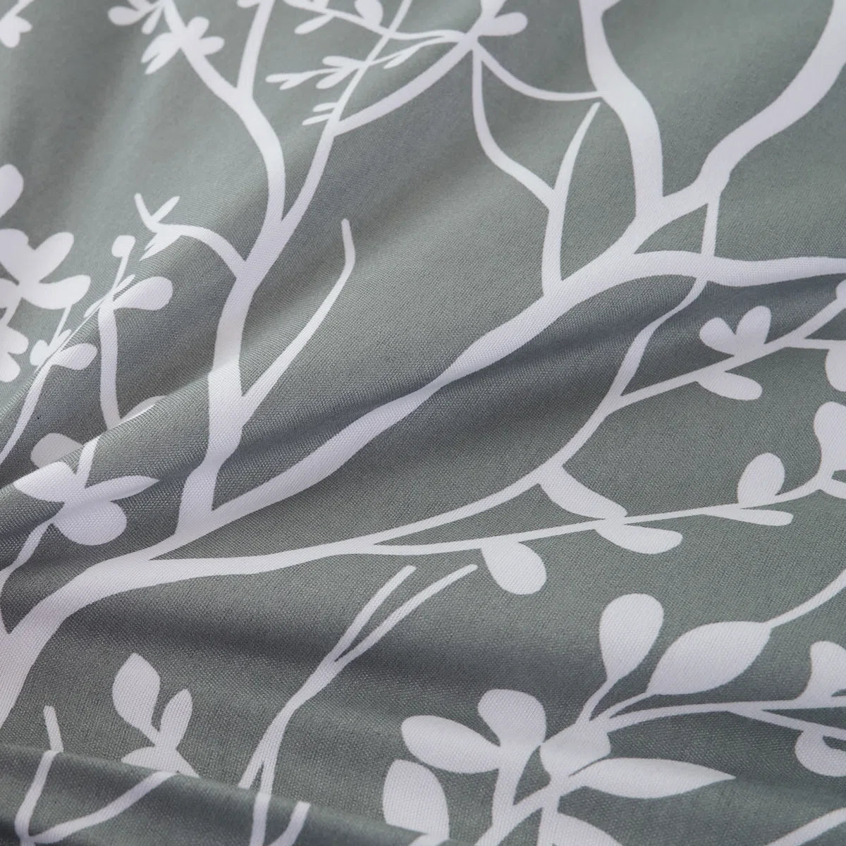 Foliage Reversible Comforter Set